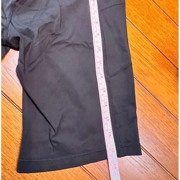 EU Calvin Klein Black & White Stretch Shorts Size Medium #SUM 17 - Picture 4 of 6